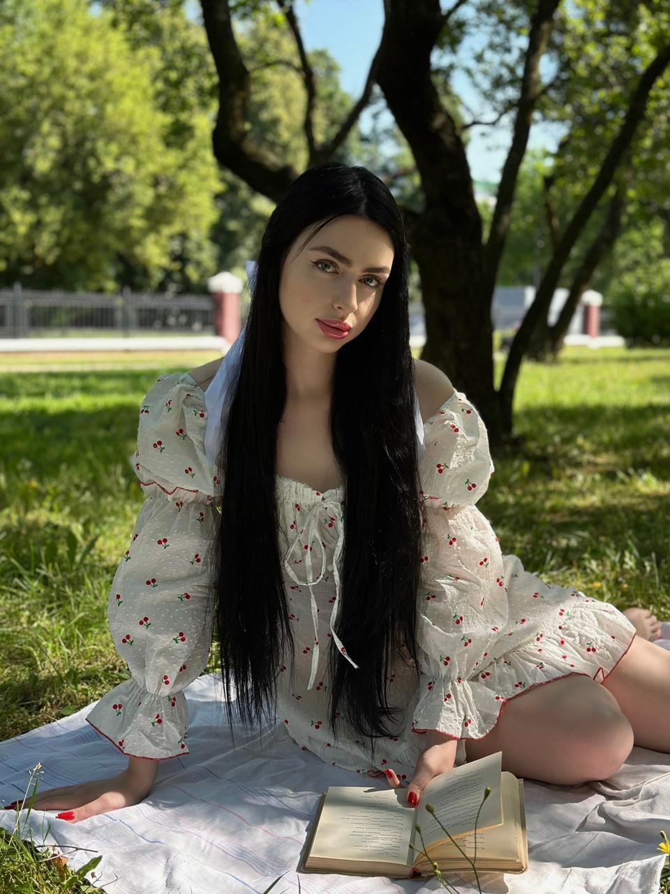 Anna - Photo 1