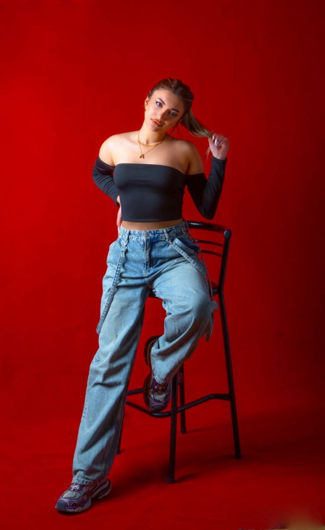 Jeyla - Photo 1