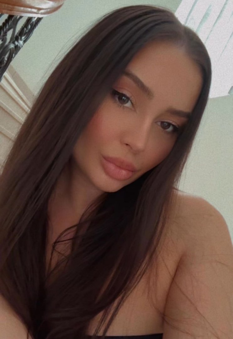 Megan - Photo 1