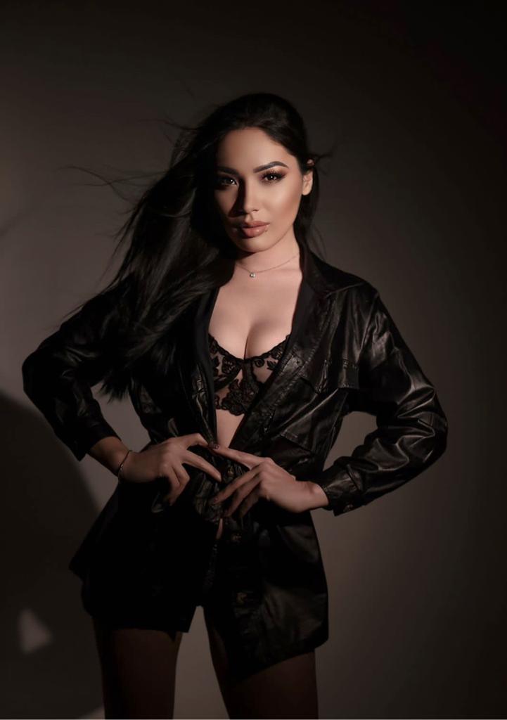 Mercedes - Photo 1