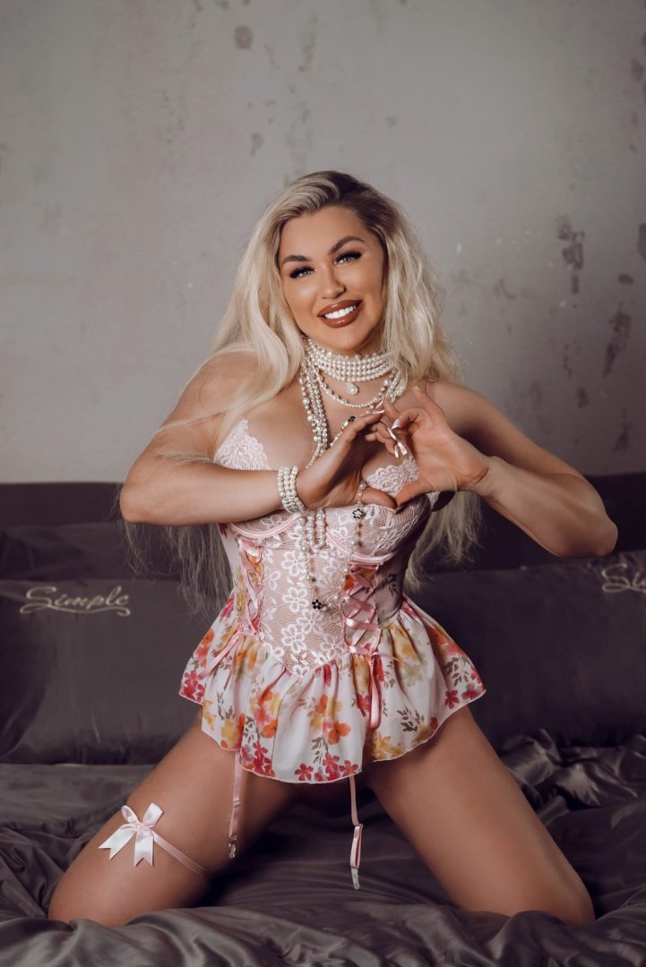 Nastassia - Photo 1