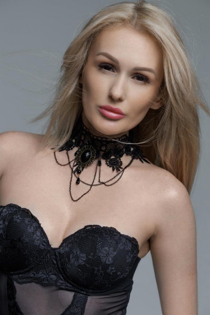 Rosi - Photo 1