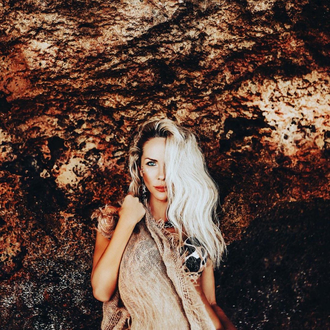 Zlata - Photo 1