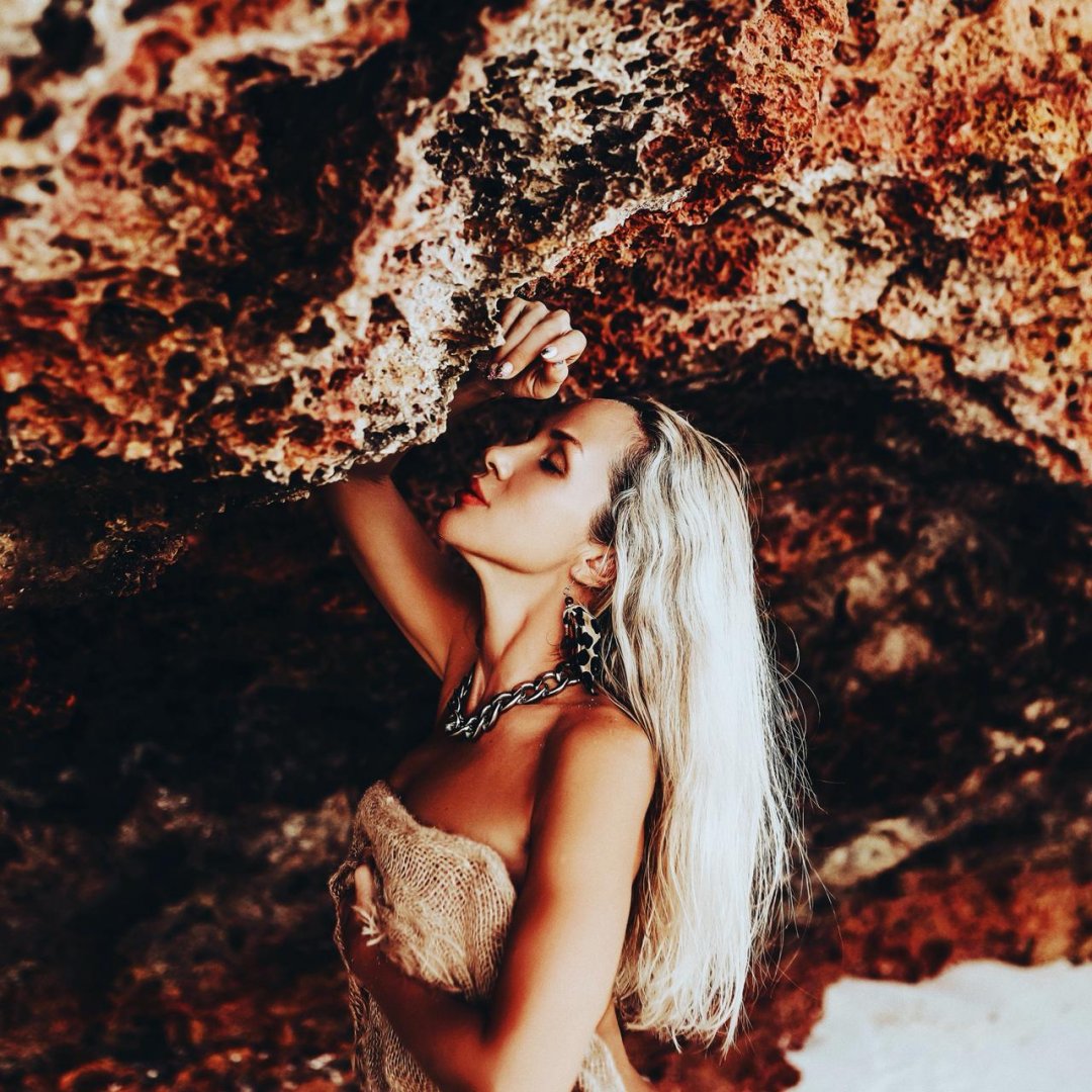 Zlata - Photo 1