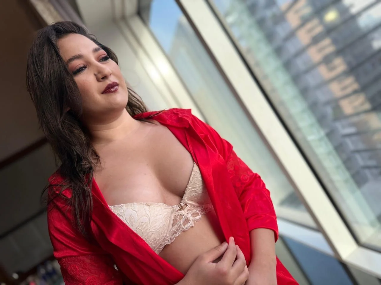 Jasmine - Photo 1