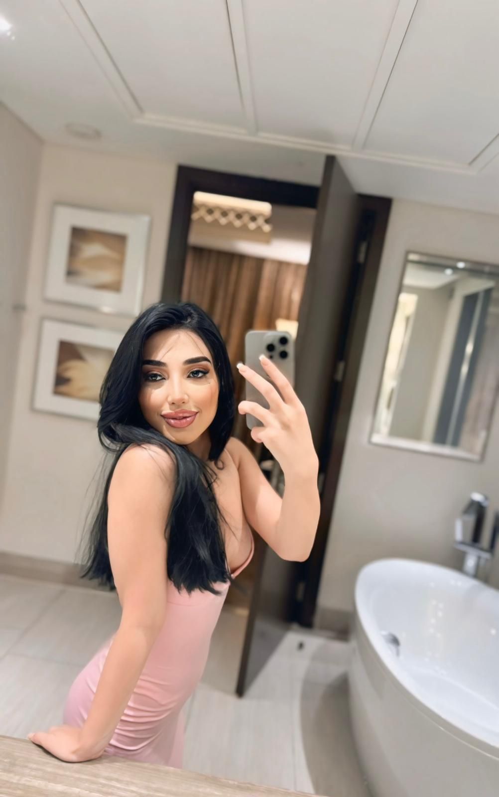 Daliaa - Photo 1