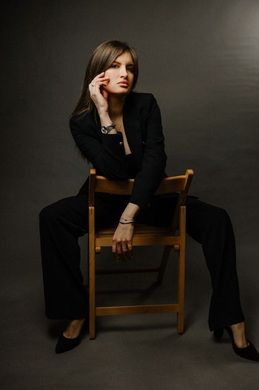 Eman - Photo 1