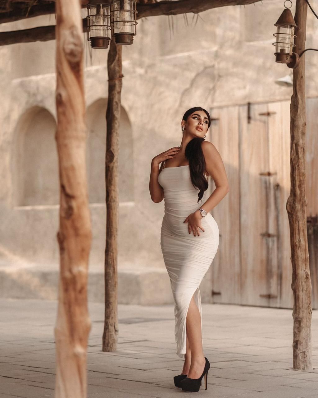 Zainab - Photo 1