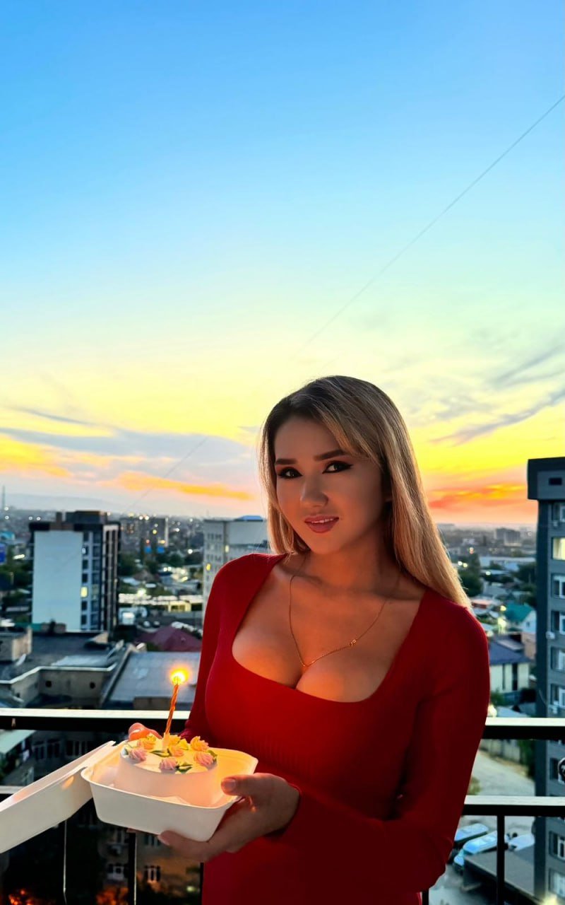 Suzi - Photo 1